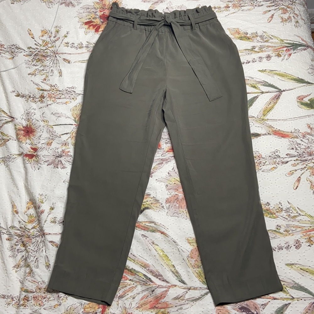 Zara Paper Bag Waist Ankle Pants sz M High Waist